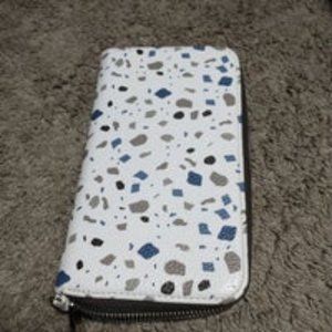 Thirty One All About the Benjamins wallet